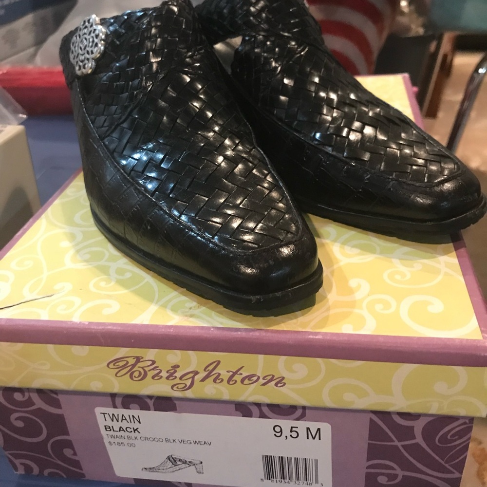 Vintage Brighton brand ladies shoes / mules black size 9.5 women’s